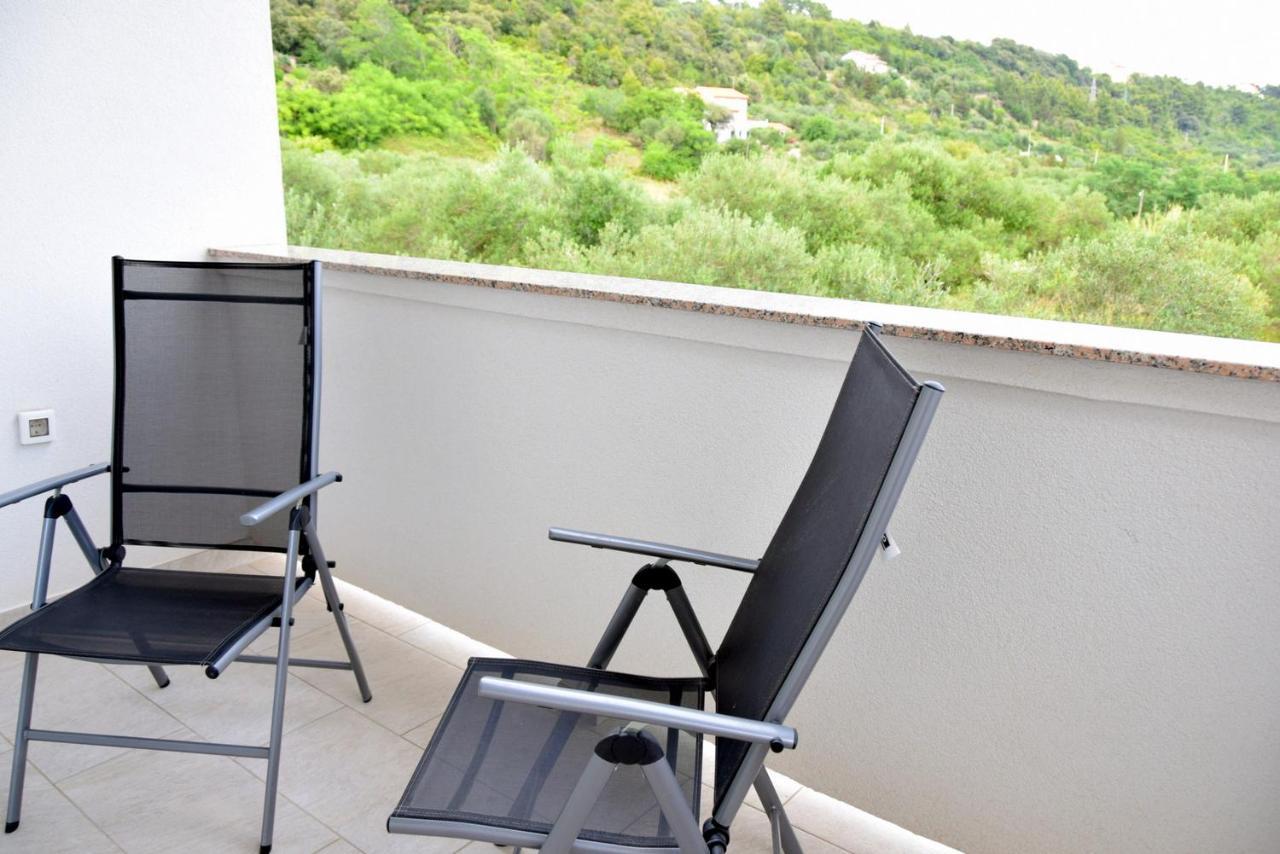 Palit Hills Superior Apartments Eksteriør bilde