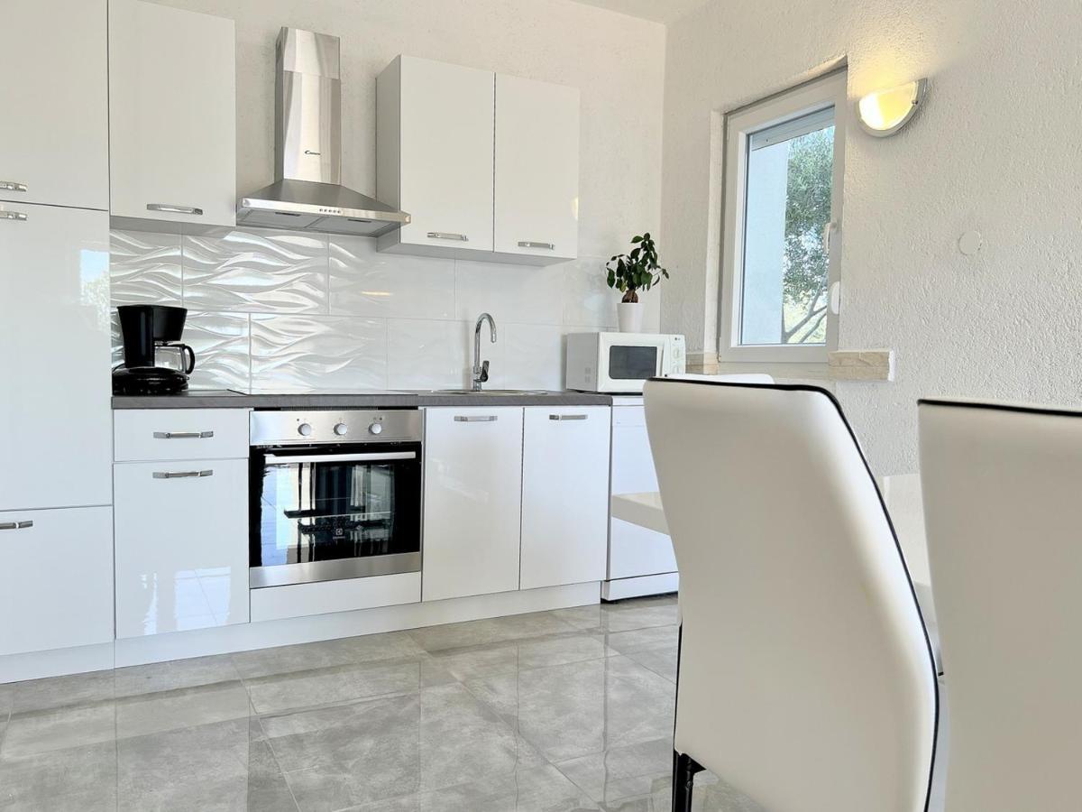 Palit Hills Superior Apartments Eksteriør bilde